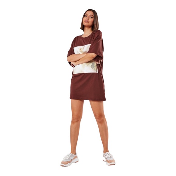 MISSGUIDED CHOCOLATE OVERSIZED HUN WHAT GRAPHIC T SHIRT - BRAND NEW - Picture 2 of 2